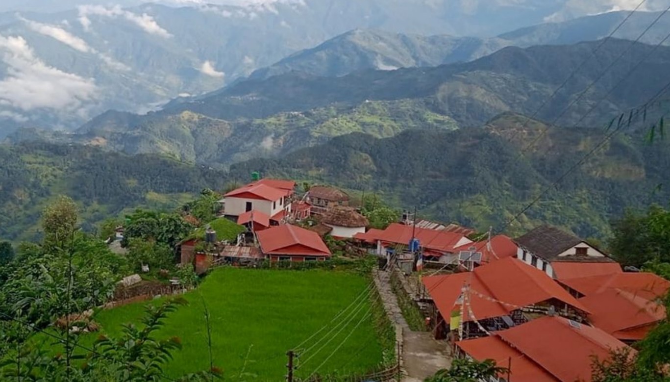 मौलिकता जोगाउँदै पर्यटकीय गन्तव्य बन्दै राइनासकोट