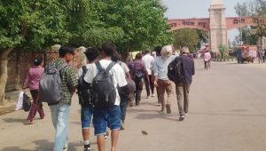 सीमापारि किनमेल गर्ने नेपाली घटे, नेपालगञ्जका बजारमा बढ्दै चहलपहल
