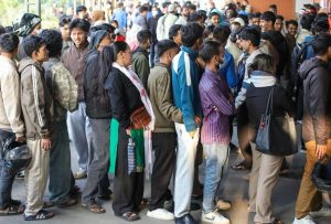 घटस्थापनादेखि आजसम्म २ लाख ६२ हजार काठमाडौंबाट बाहिरिए